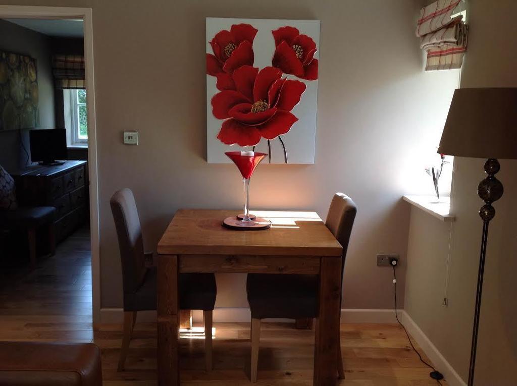 Beaconsfield Farm Apartment Уелс Стая снимка